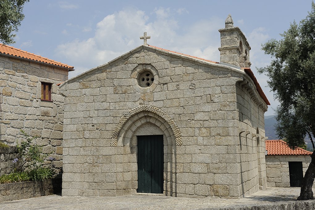 Igreja de Santa Maria de Gondar Rota do Românico